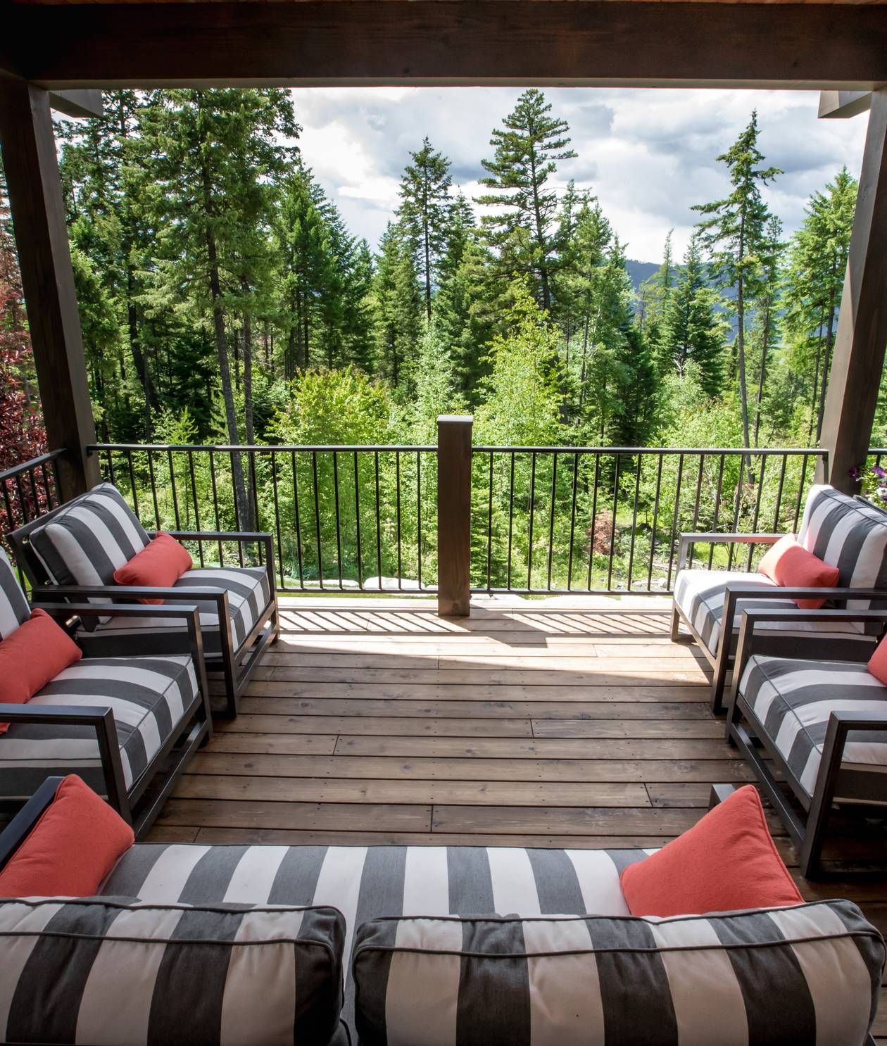 custom deck fabrication service example