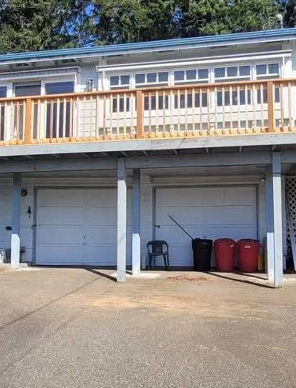 fencing and decking fabrication service example